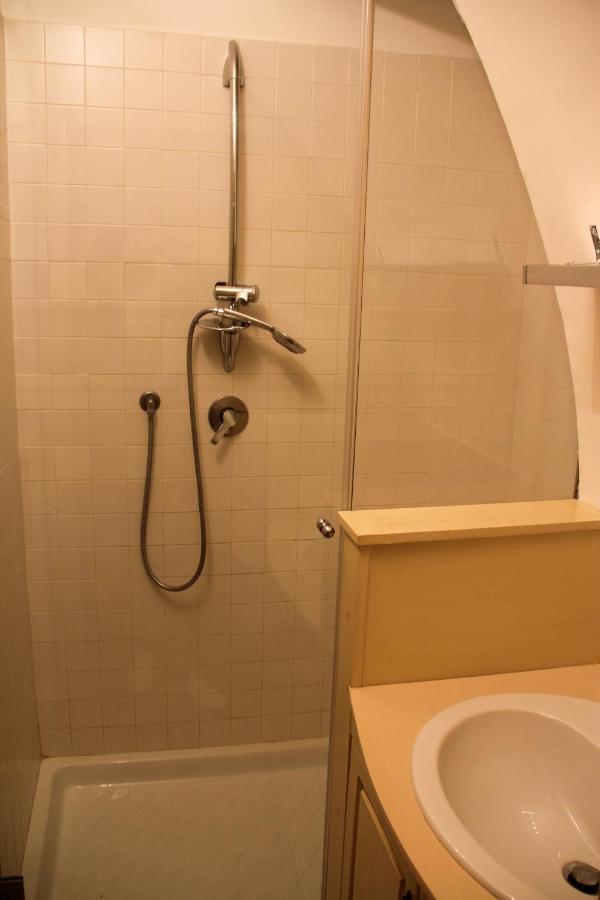 Al Civico 4 Bed and Breakfast Μολφέττα Εξωτερικό φωτογραφία